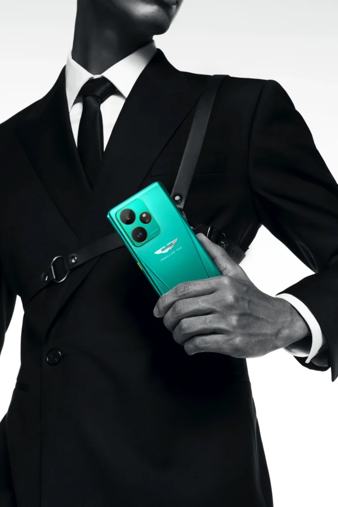 Realme GT 7 Aston Martin Realme GT 7 Aston Martin Edition