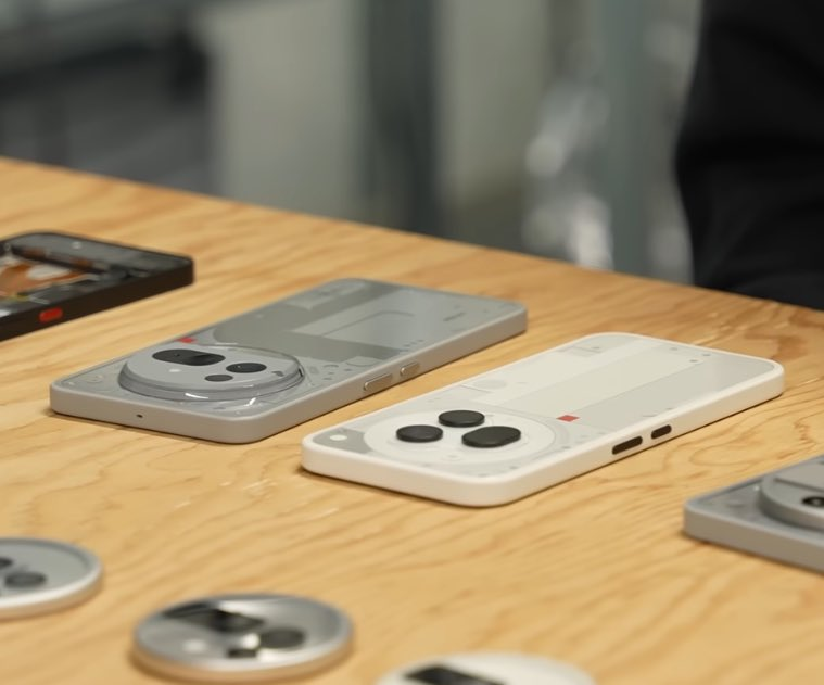 Nothing Phone (3) Nothing Phone (3)